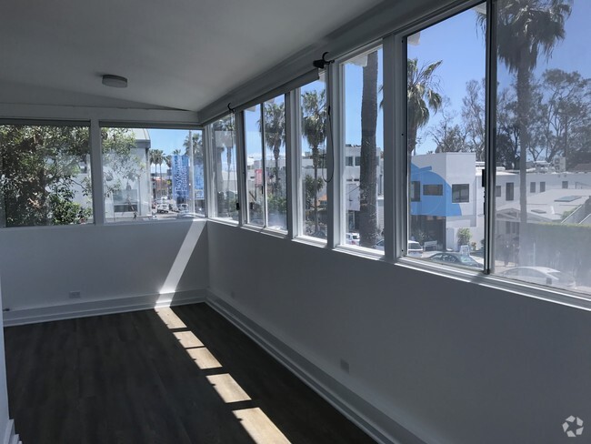 Building Photo - 1413 Abbot Kinney Blvd Rental