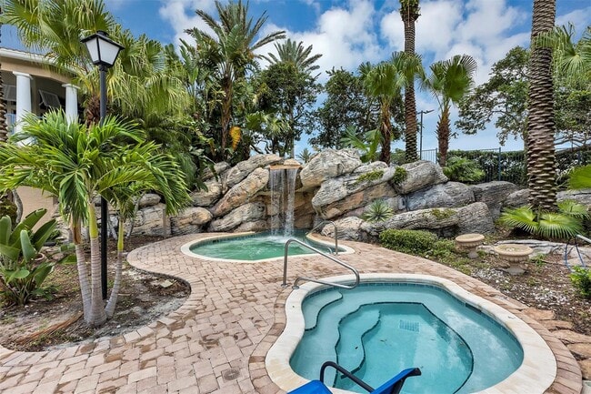 Photo - 7200 Westpointe Blvd Unit 1511