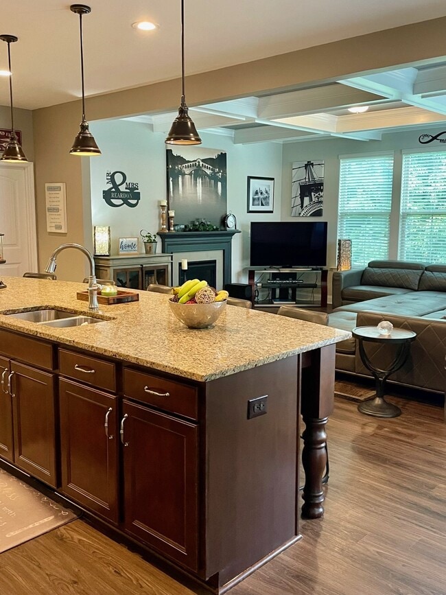 Photo - 30 Summit Point