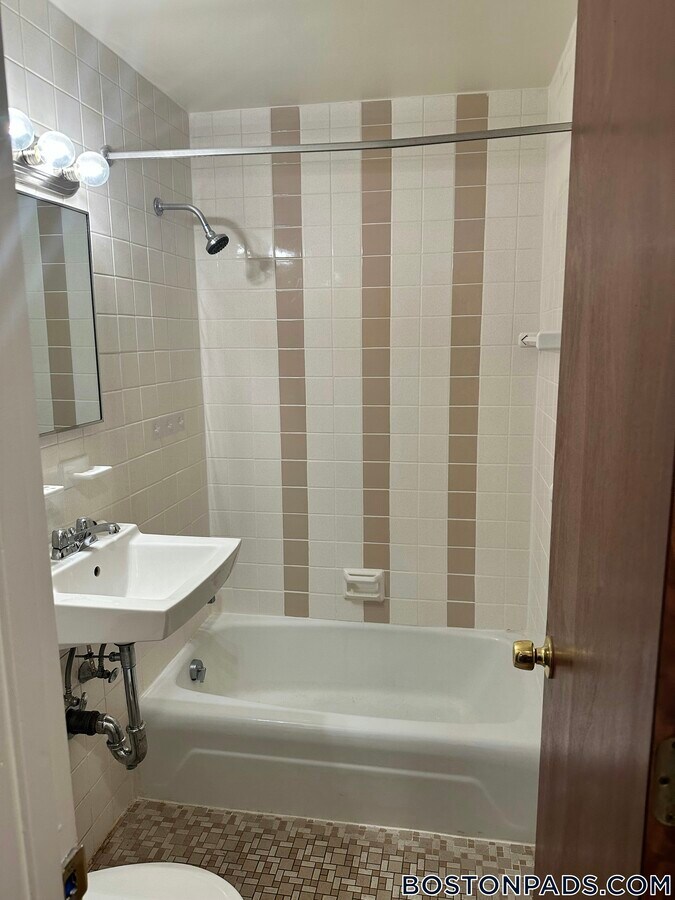 Photo - 160 N Beacon St Unit 22