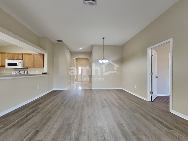 Photo - 27437 Sugar Loaf Dr