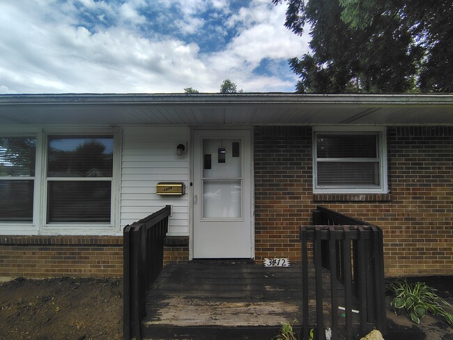 Building Photo - 3412 Harney Ct