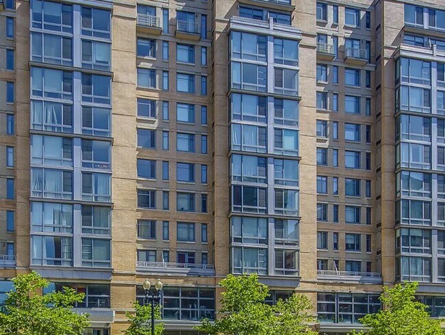 Building Photo - 475 K St NW Rental