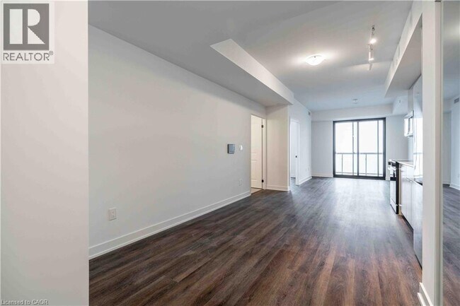 Photo - 2075 Lakeshore Rd. Unit 1205