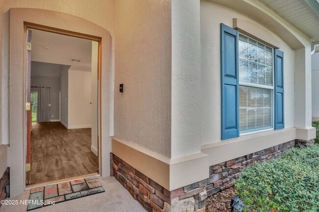 Photo - 336 Wooded Crossing Cir