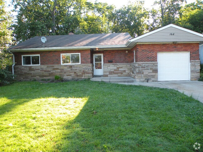 Building Photo - 3 Bed - 1 Full Bath Ranch for Rent! Rental