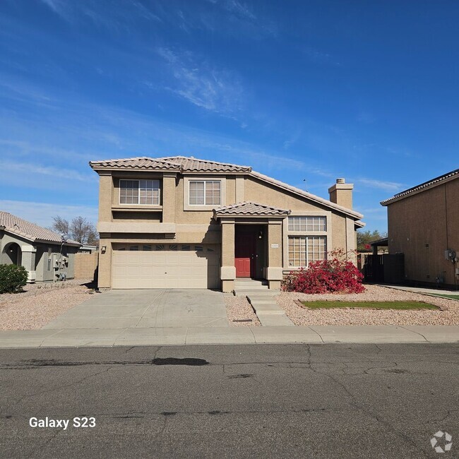 Building Photo - Gorgeous home In Glendale w/pool