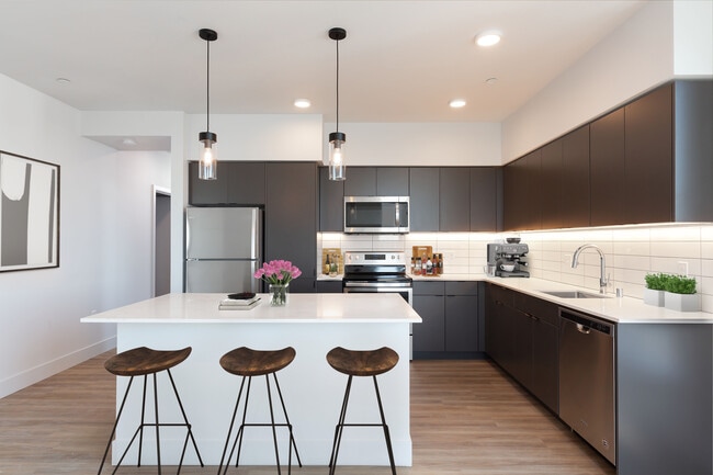 Photo - Adell Apartments