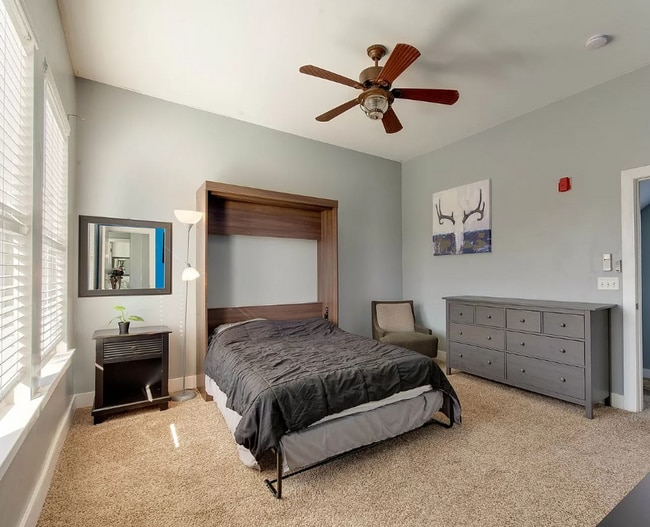 Photo - 922 Westmere Ave