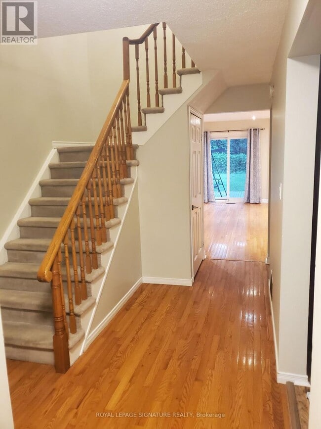Photo - 980 Sawgrass Crescent