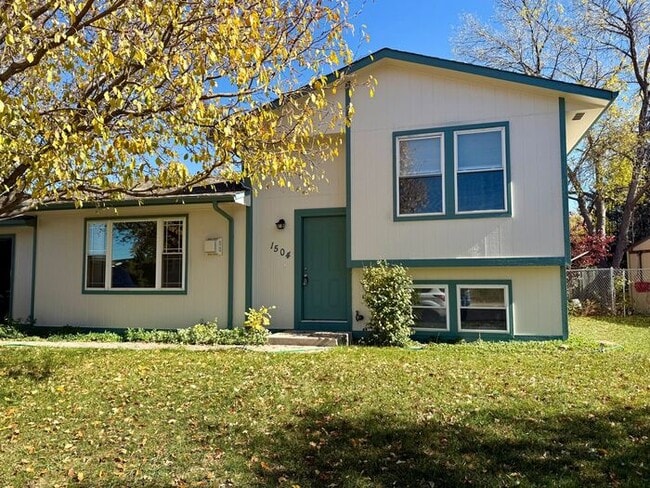 Building Photo - Great 3 bed 2 bath in North Fort Collins. ...