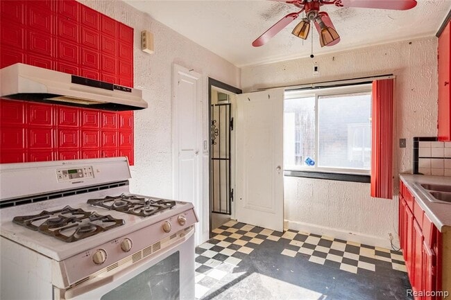 Photo - 9991 Terry St