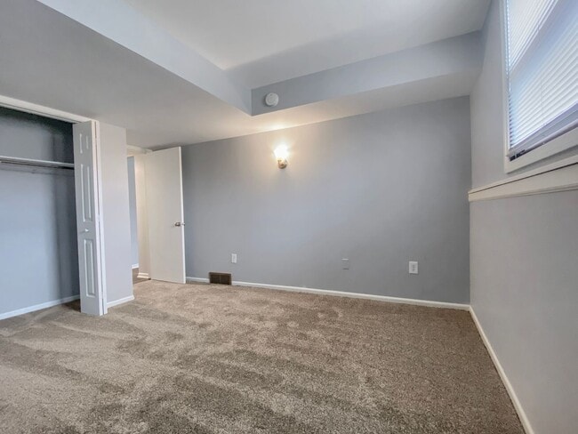 Photo - 4179 Oak Park Dr SE