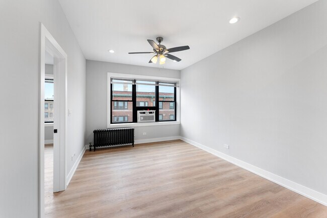 Photo - 1546 W Jonquil Terrace Unit 302