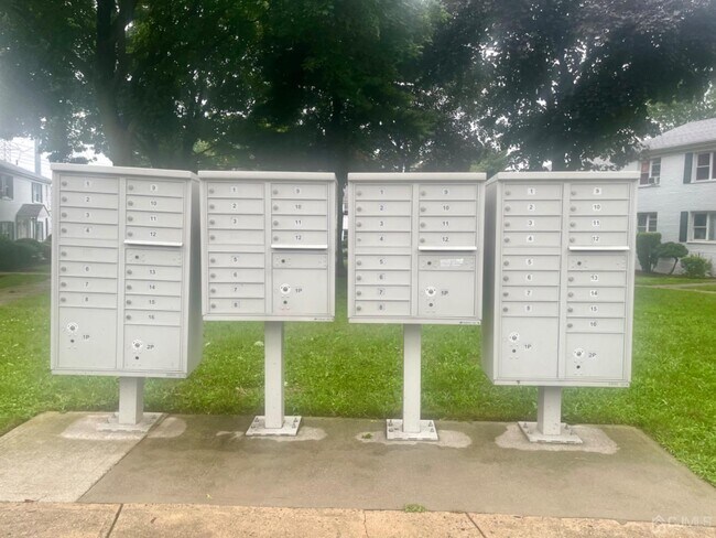 Photo - 22 Garfield Park