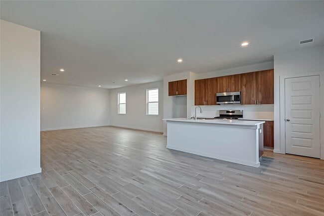 Photo - 3510 Contempo Dr