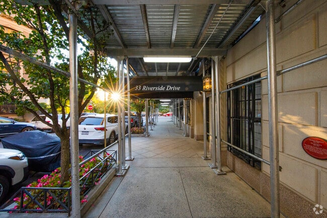 33 Riverside Dr New York, NY 10023 - 33 Riverside Dr