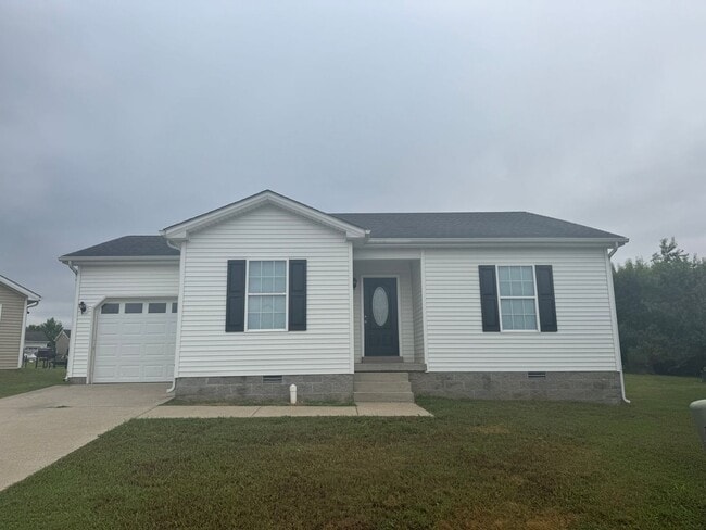 Building Photo - Newly Renovated 3BR 2BA home close to GM, ...