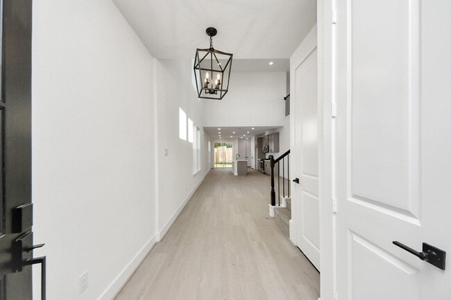 Photo - 4324 Avron Dr