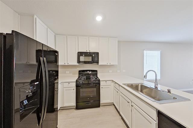 Photo - 830 Ginkgo Wy