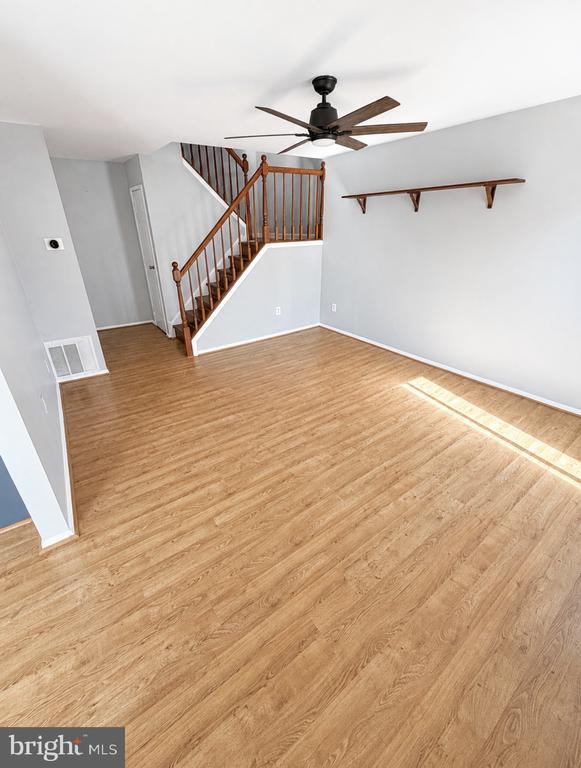 114 Lexington Ct