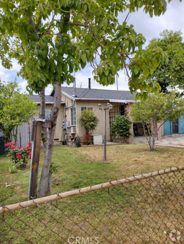 Building Photo - 13033 Kamloops St Rental