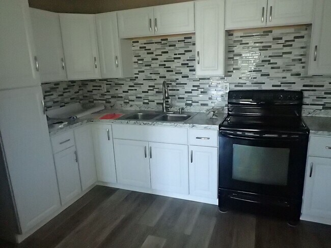 Photo - Newly renovated beautiful 1bd/1ba house/commercial space