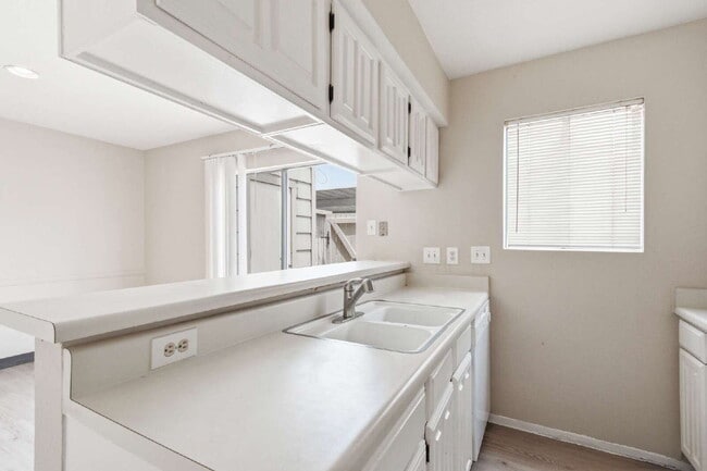 Photo - 2120 Wilcrest Dr Unit 108