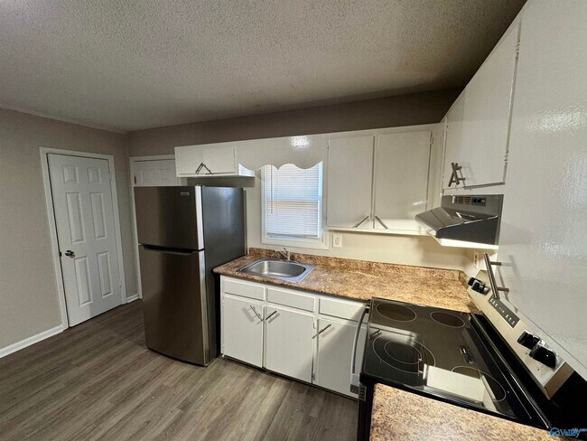 Photo - 2403 Mastin Lake Rd NE Unit 1