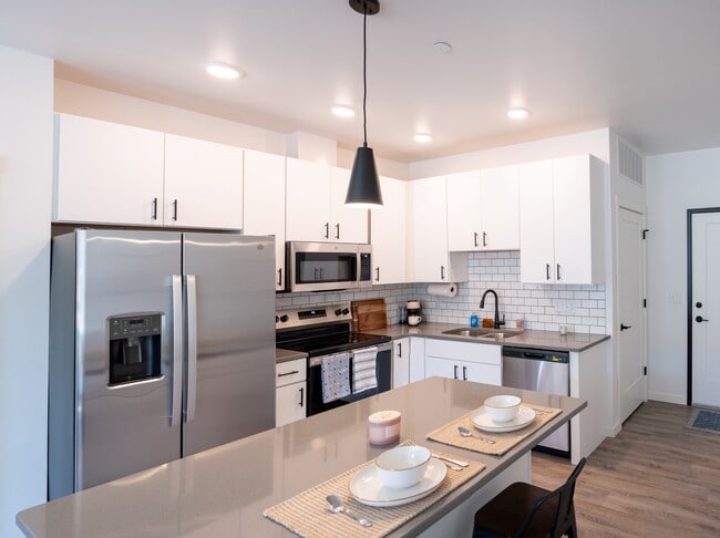 Parkview 3 Furnished Unit
