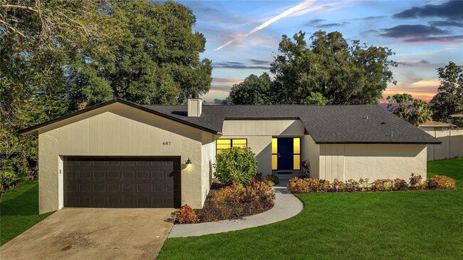 Photo - 607 Hattaway Dr