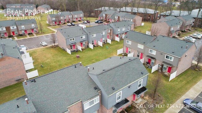 Photo - 563 Villa Dr