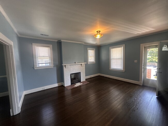 Photo - 312 Montague St