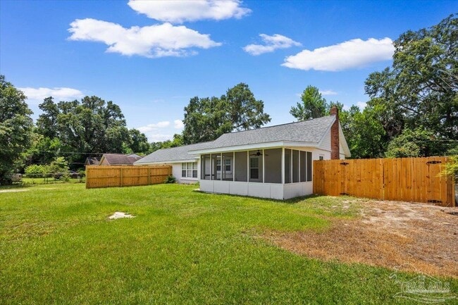 Photo - 415 Colbert Ave