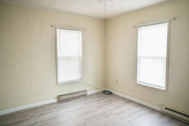 Photo - Spacious 5 Bedroom, 2 bathroom Home in Slatington!