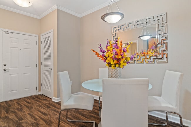 Photo - The Lakes at Nottingham