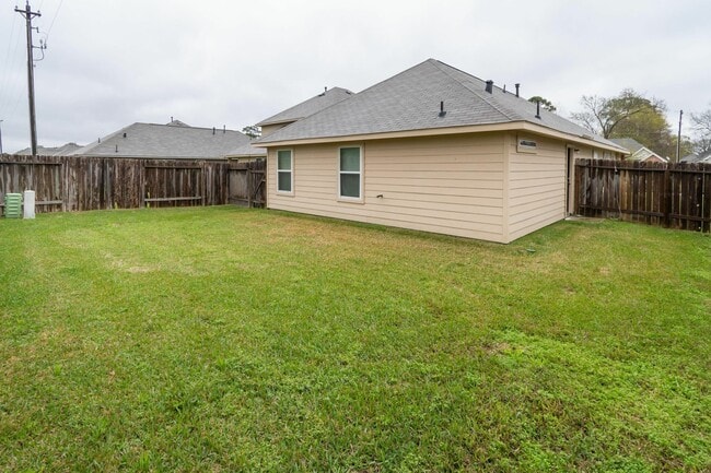 Photo - 3811 Cary Creek Dr