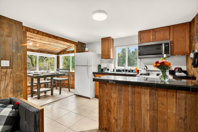 Photo - 21504 Shady Ln