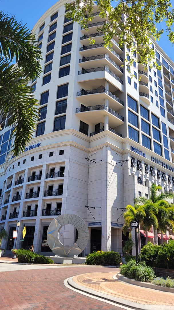 Short term ONLY luxury 2/2 condo in the he... - Short term ONLY luxury 2/2 condo in the he...