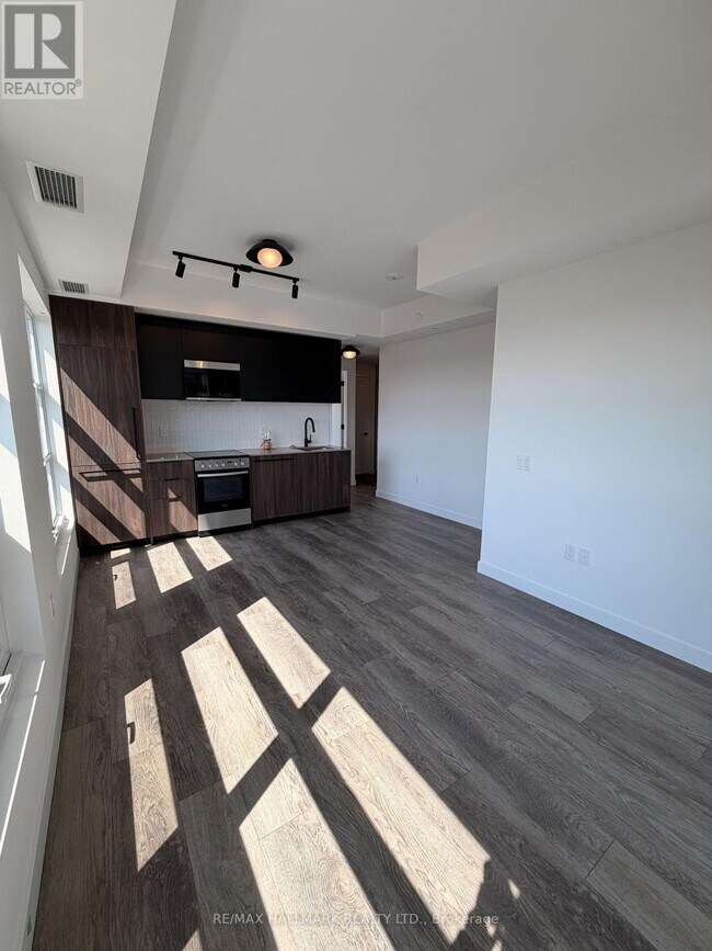 Photo - 1635 Military Trail Unité 502