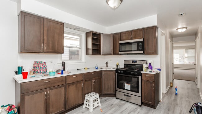 Photo - 5940 S Kilbourn Ave Apartments Unit 2