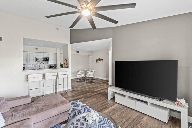 Photo - 157 Yacht Club Way Unit 304