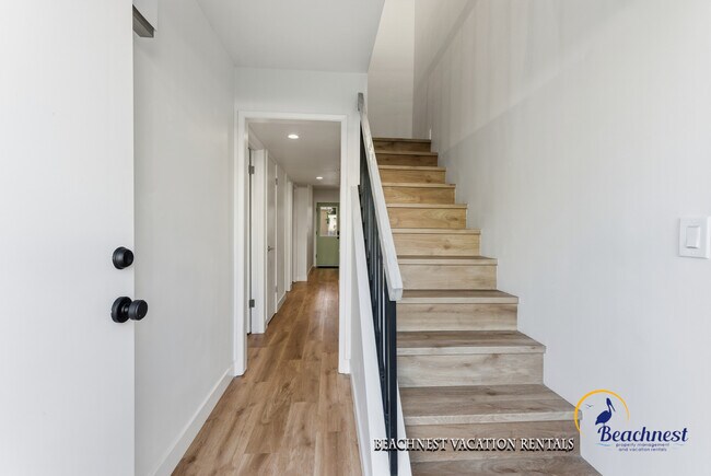 Photo - 112 Marina Ave Unit 112