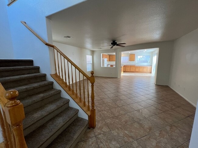 Photo - 3 Bedroom / 2.5 Bath Southwest Home