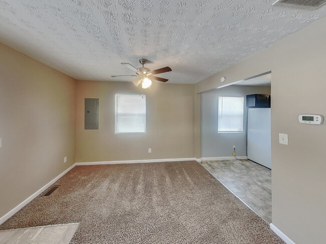 Photo - 7109 E 14th St