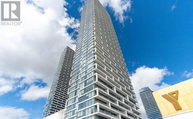 Photo - 898 Portage Pkwy Unit 3212