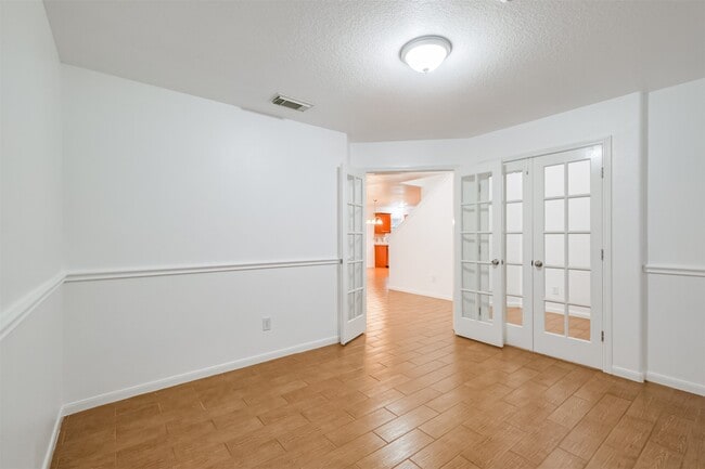 Photo - 15506 Anton Dr