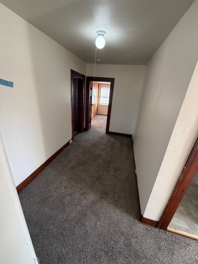 Photo - 614 Douglas Ave Unit 3