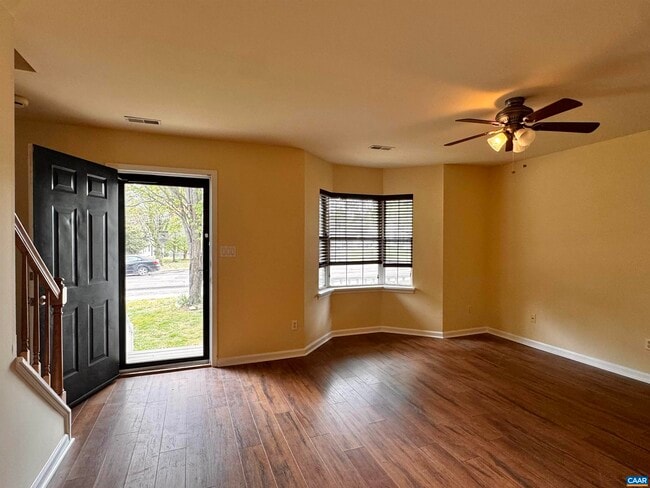 Photo - 4644 Briarwood Dr