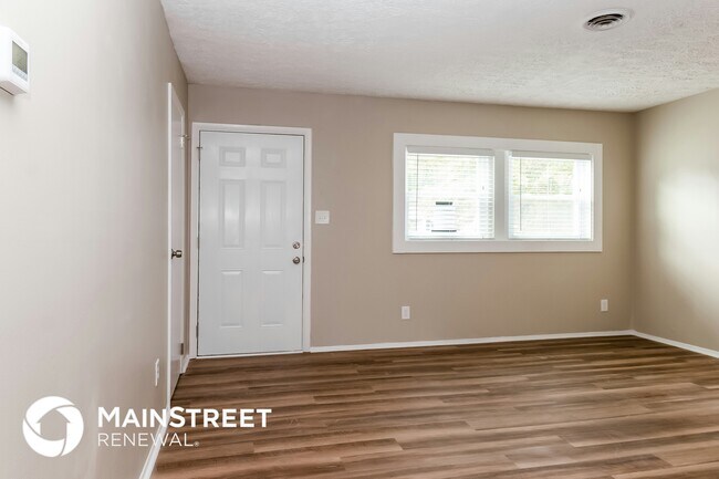 Photo - 5922 Heatherwood Ln